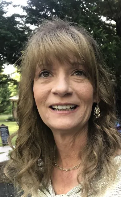 Toni Fitzhugh - dental assistant